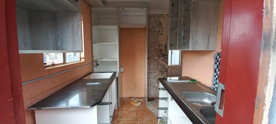 2 Bedroom Property for Sale in Mamelodi East Gauteng