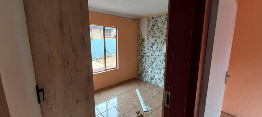 2 Bedroom Property for Sale in Mamelodi East Gauteng