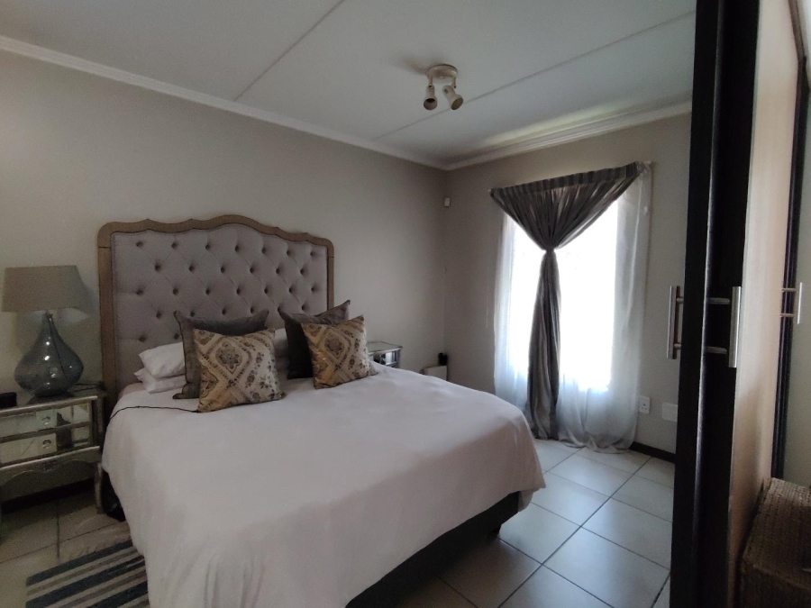 To Let 1 Bedroom Property for Rent in Kosmosdal Gauteng