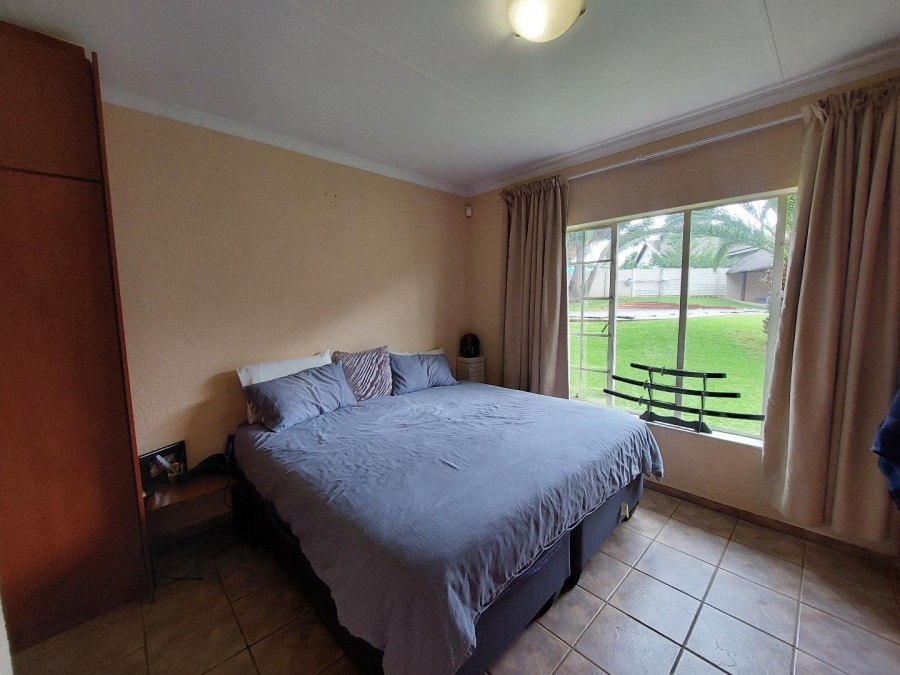 To Let 1 Bedroom Property for Rent in Olivedale Gauteng