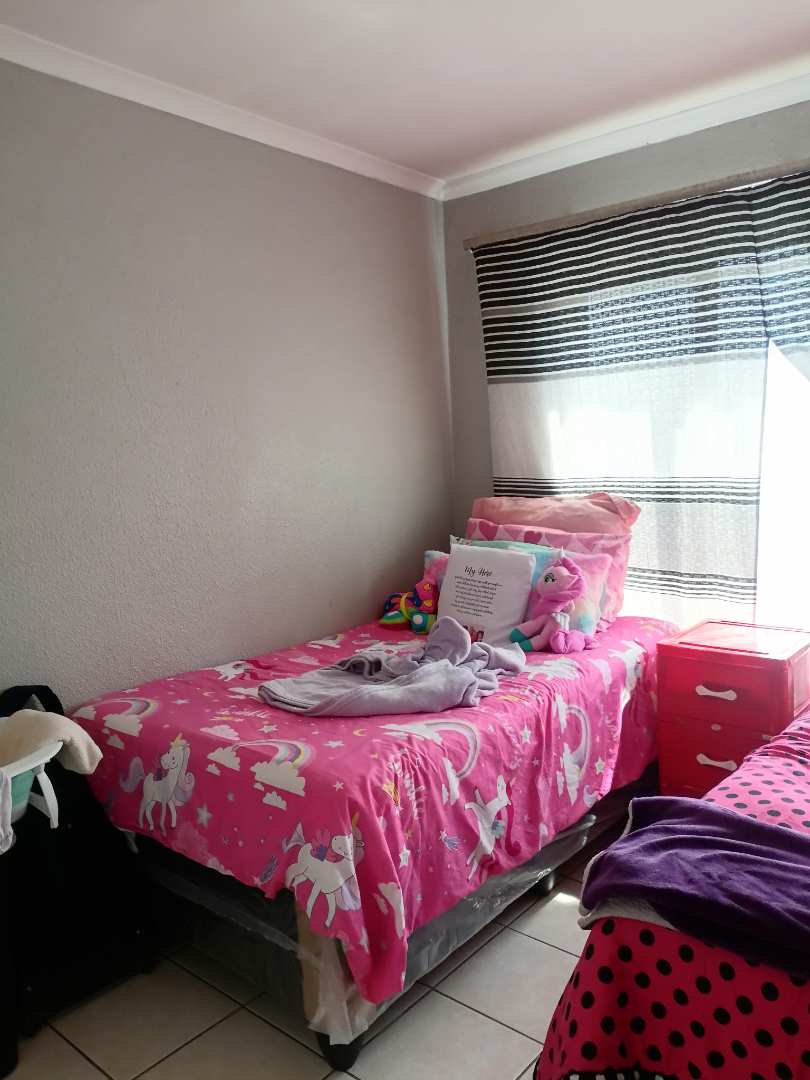 To Let 2 Bedroom Property for Rent in Helderwyk Gauteng