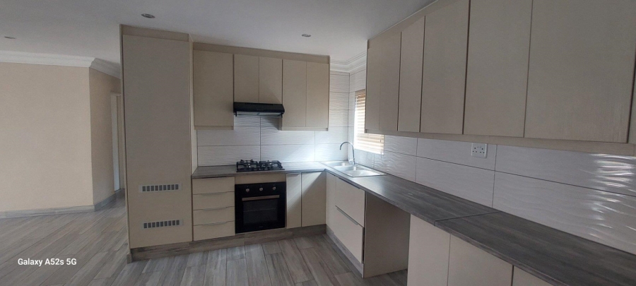 To Let 2 Bedroom Property for Rent in Kibler Park Gauteng