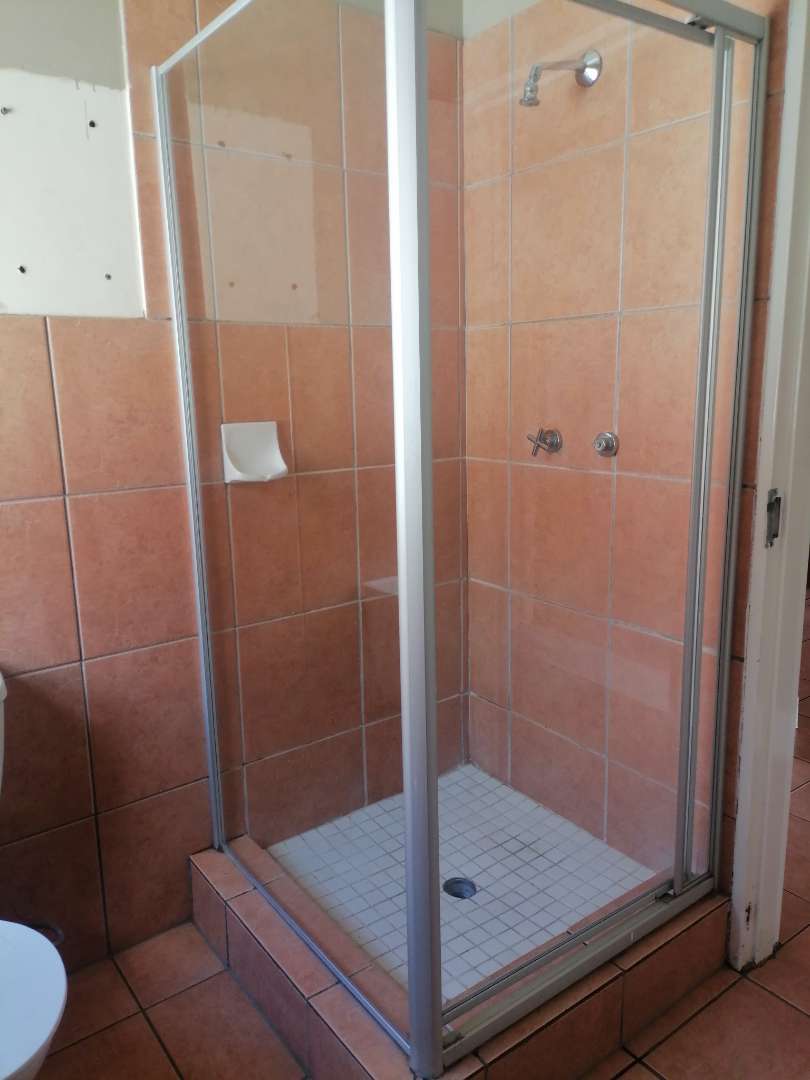 2 Bedroom Property for Sale in Auckland Park Gauteng