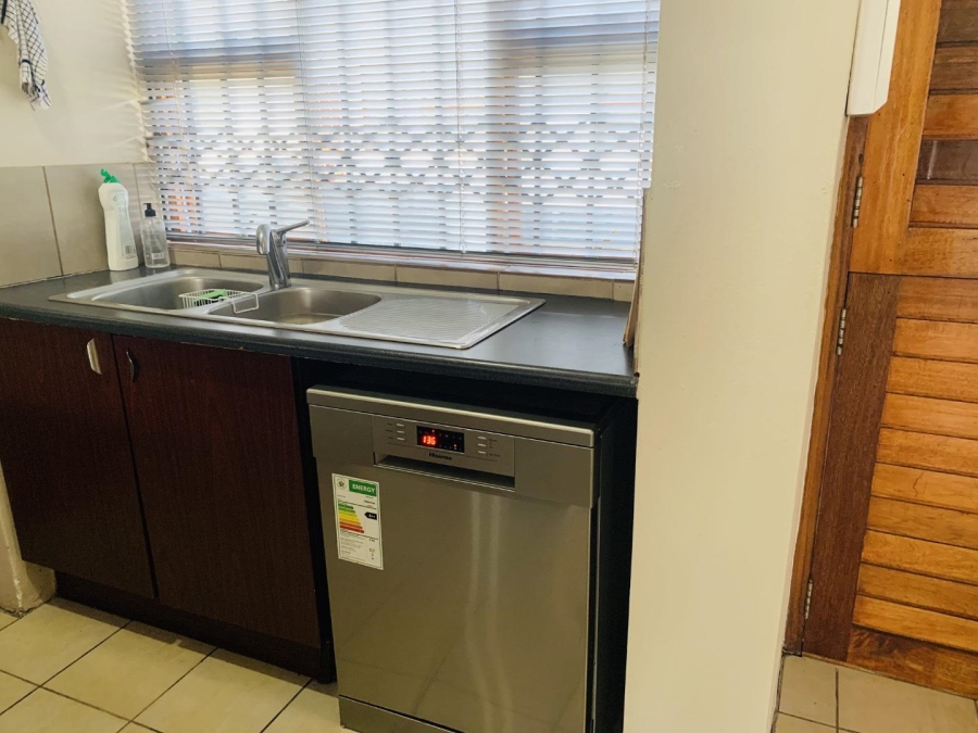 2 Bedroom Property for Sale in Midridge Park Gauteng