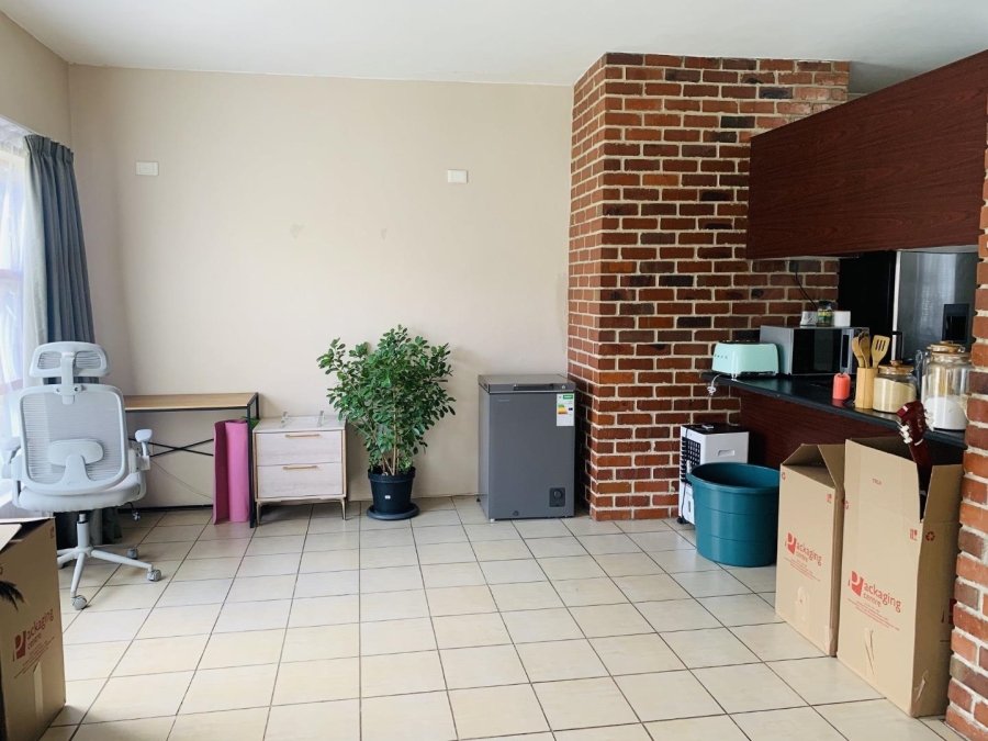 2 Bedroom Property for Sale in Midridge Park Gauteng