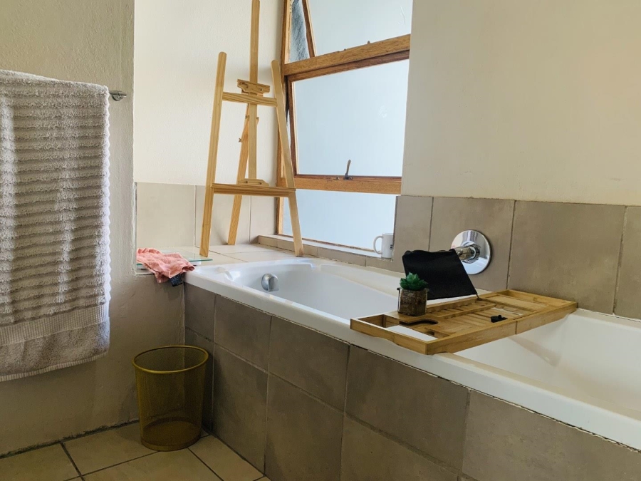 2 Bedroom Property for Sale in Midridge Park Gauteng