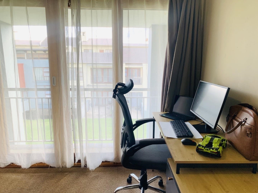 2 Bedroom Property for Sale in Midridge Park Gauteng