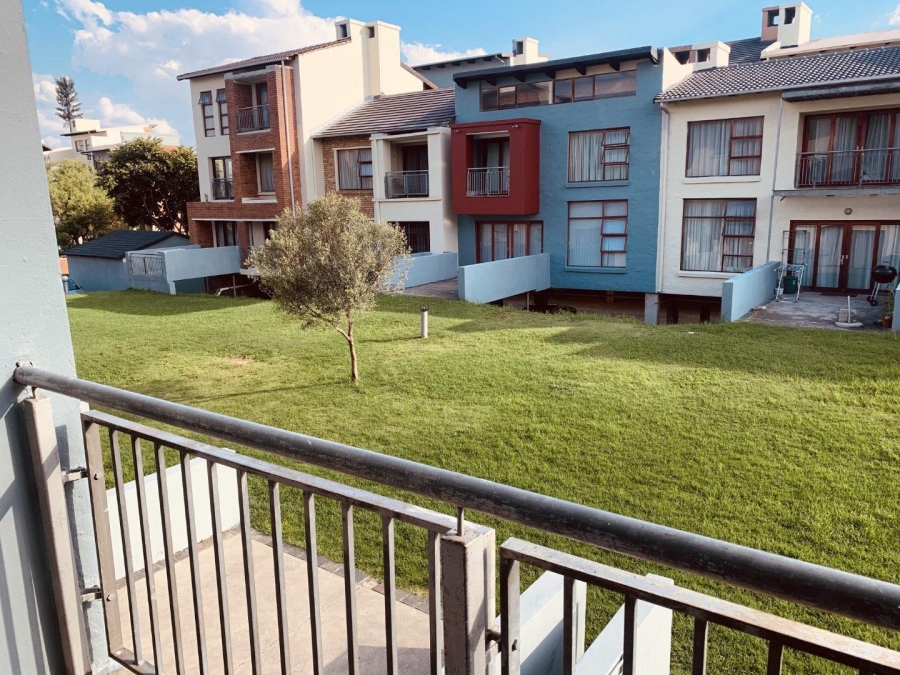 2 Bedroom Property for Sale in Midridge Park Gauteng