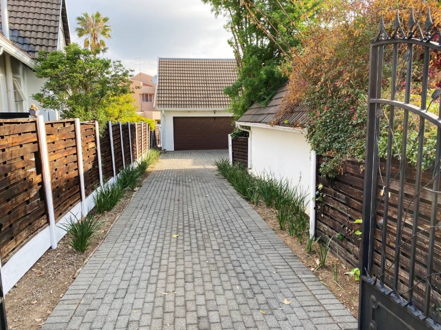 To Let 3 Bedroom Property for Rent in Randpark Gauteng