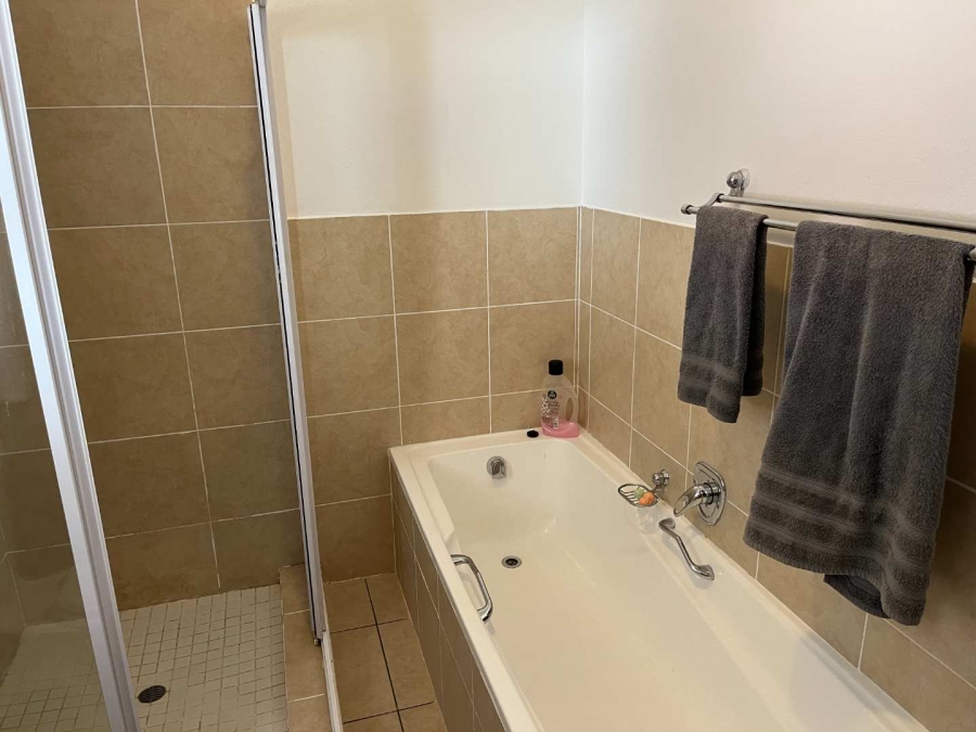 To Let 1 Bedroom Property for Rent in Ferndale Gauteng