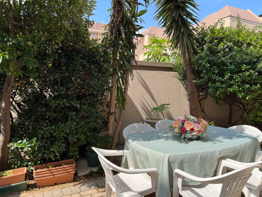 To Let 1 Bedroom Property for Rent in Ferndale Gauteng