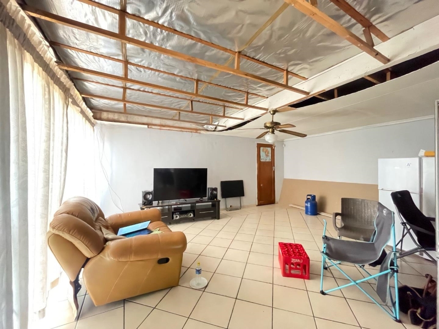 3 Bedroom Property for Sale in Birchleigh North Gauteng