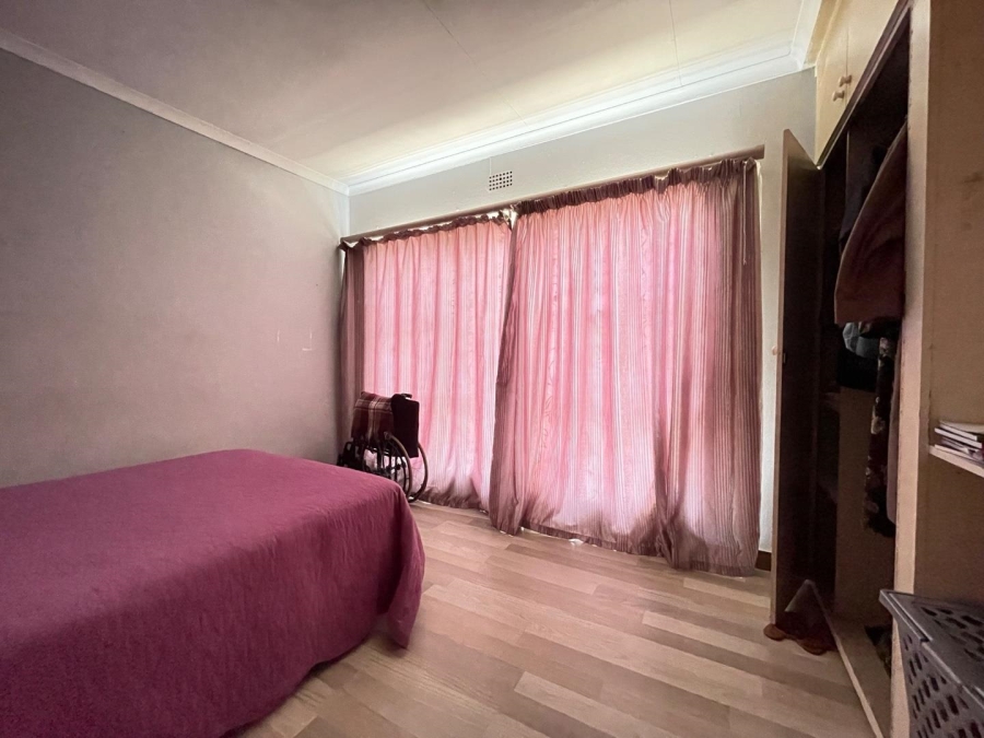 3 Bedroom Property for Sale in Birchleigh North Gauteng