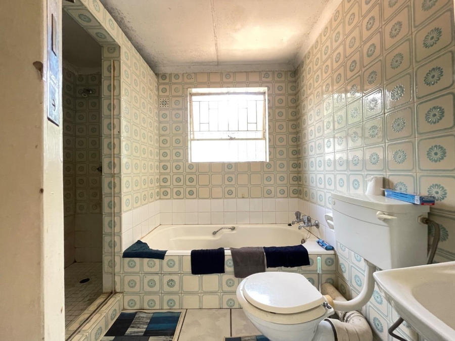 3 Bedroom Property for Sale in Birchleigh North Gauteng