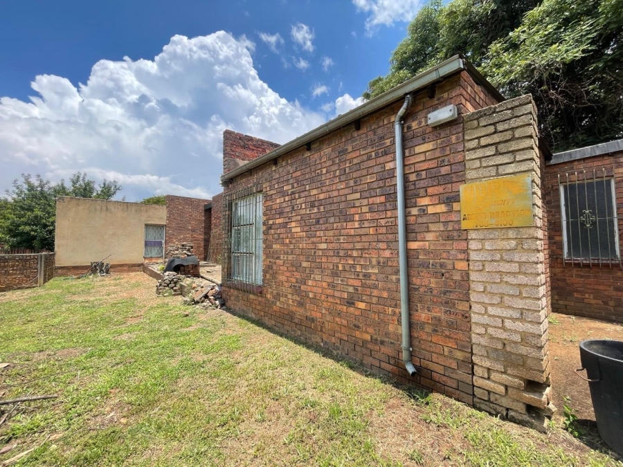 3 Bedroom Property for Sale in Birchleigh North Gauteng