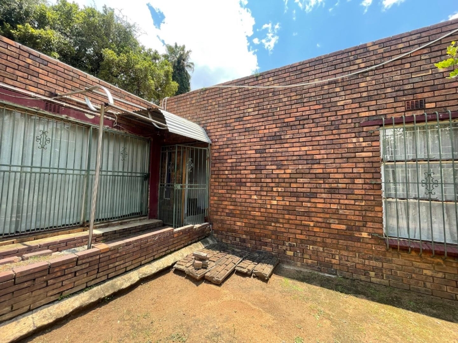 3 Bedroom Property for Sale in Birchleigh North Gauteng