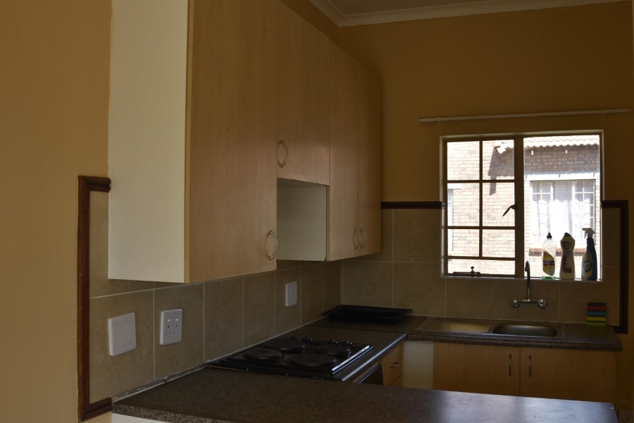 1 Bedroom Property for Sale in The Orchards Gauteng