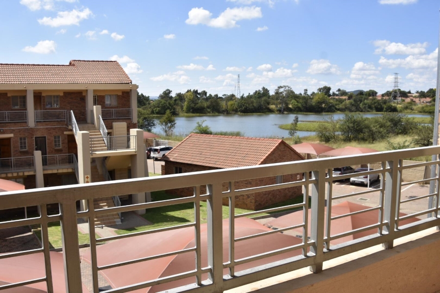 1 Bedroom Property for Sale in The Orchards Gauteng