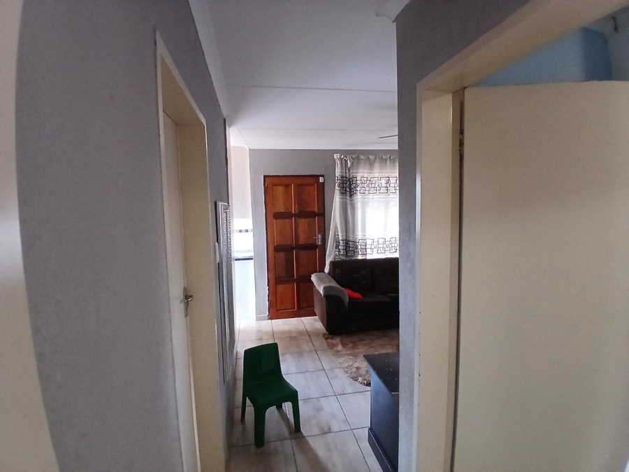 2 Bedroom Property for Sale in Soshanguve VV Gauteng