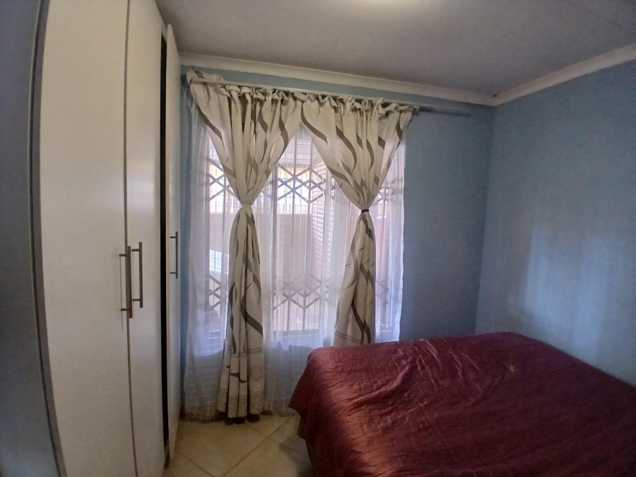 2 Bedroom Property for Sale in Soshanguve VV Gauteng