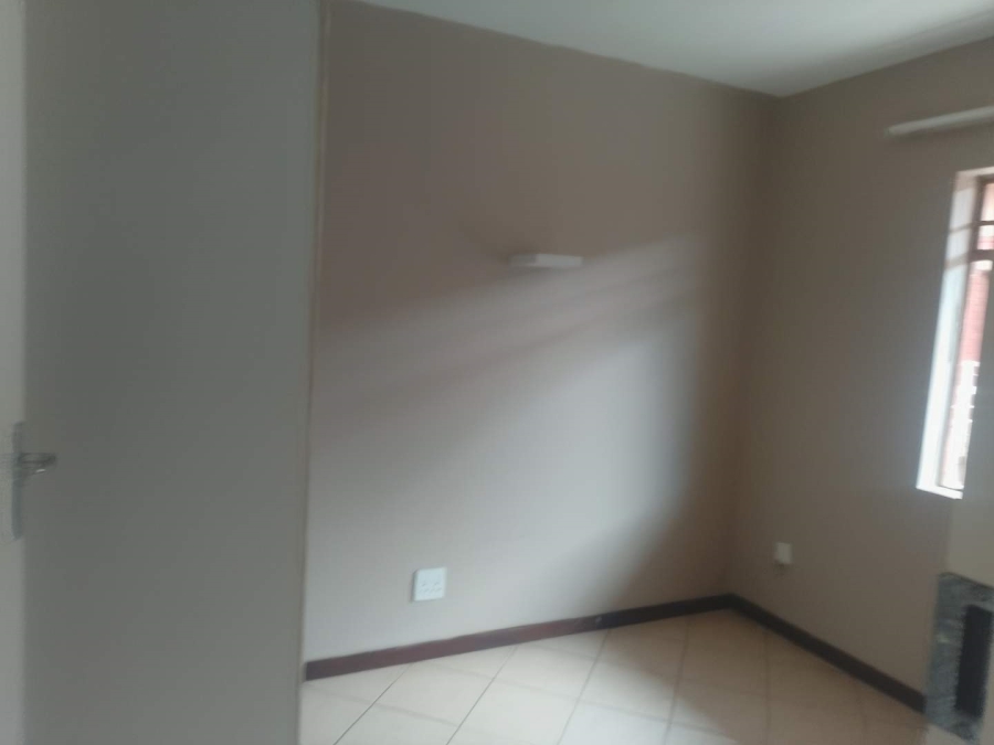 3 Bedroom Property for Sale in Equestria Gauteng