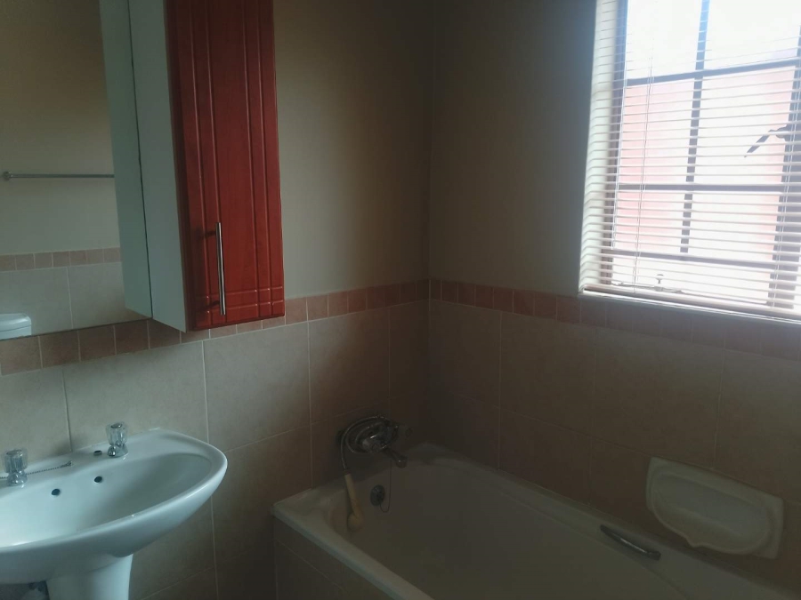 3 Bedroom Property for Sale in Equestria Gauteng