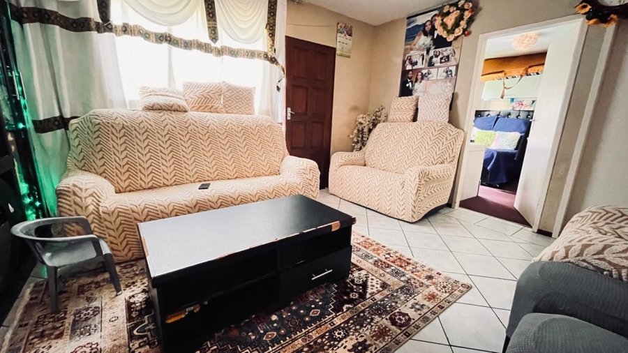 2 Bedroom Property for Sale in Roodepoort West Gauteng