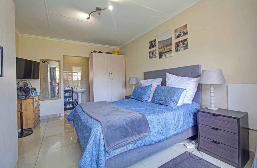 3 Bedroom Property for Sale in Wilgeheuwel Gauteng