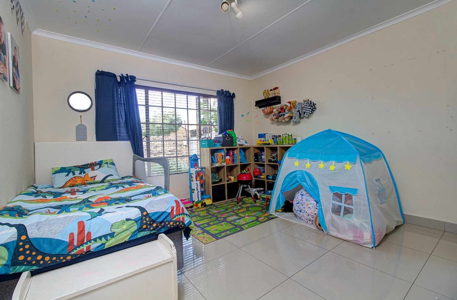 3 Bedroom Property for Sale in Wilgeheuwel Gauteng