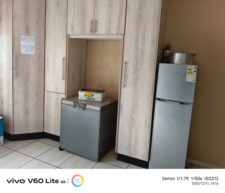 6 Bedroom Property for Sale in Florentia Gauteng