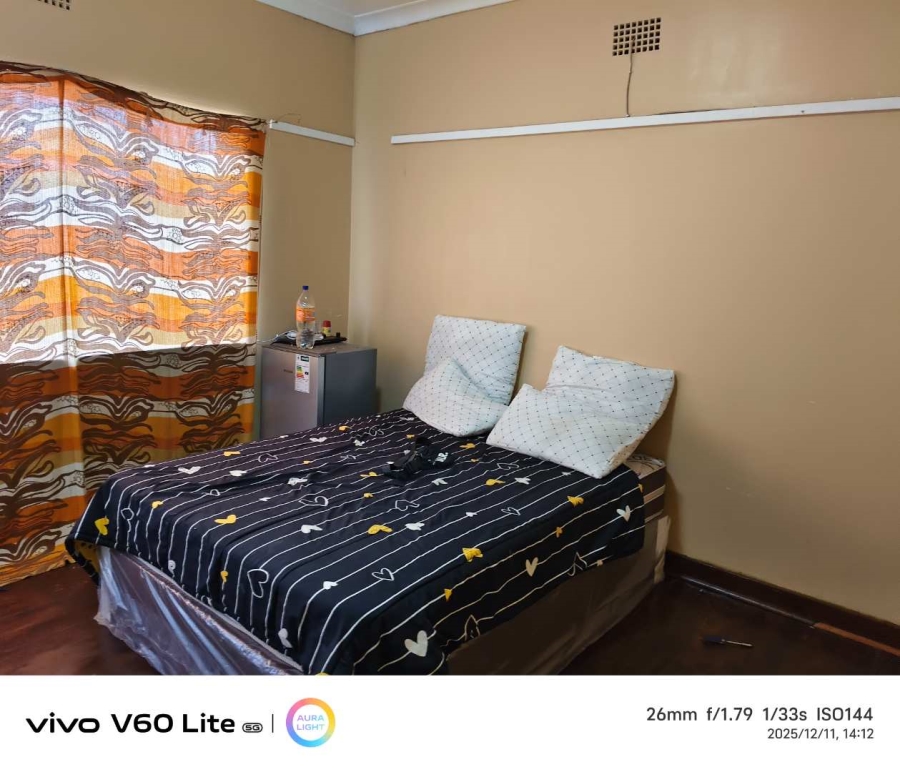 6 Bedroom Property for Sale in Florentia Gauteng