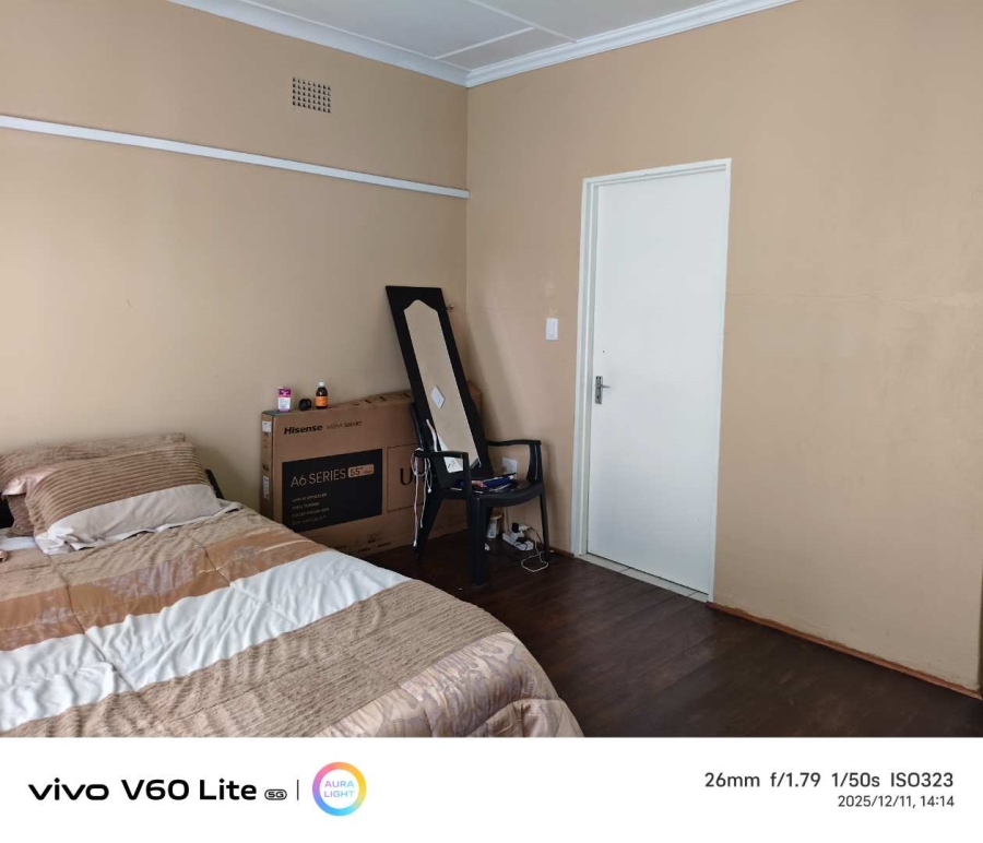 6 Bedroom Property for Sale in Florentia Gauteng