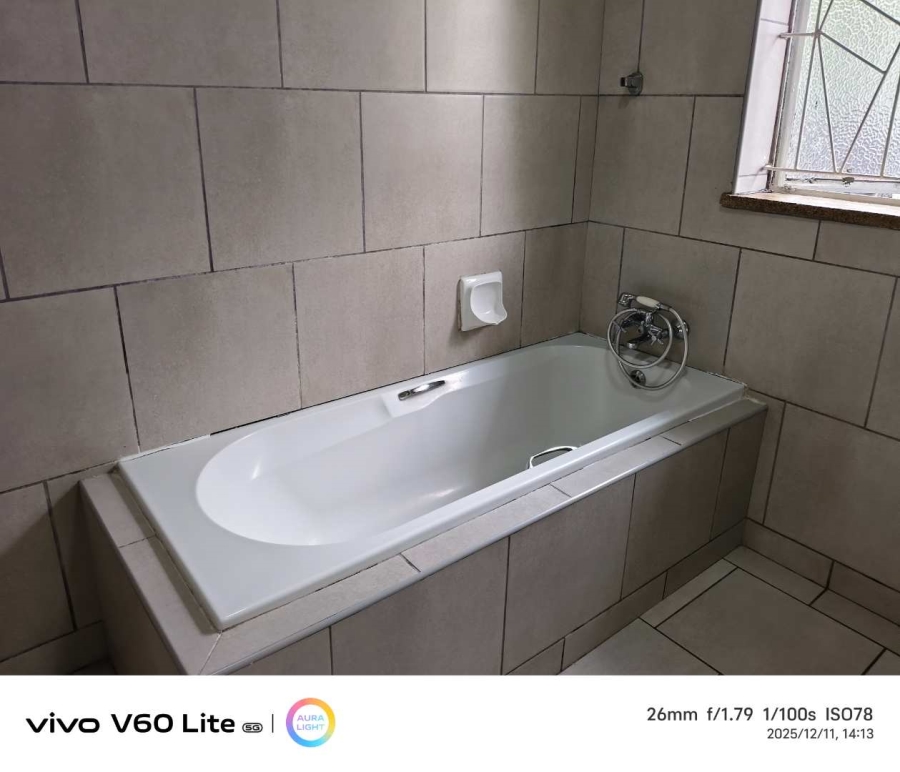 6 Bedroom Property for Sale in Florentia Gauteng