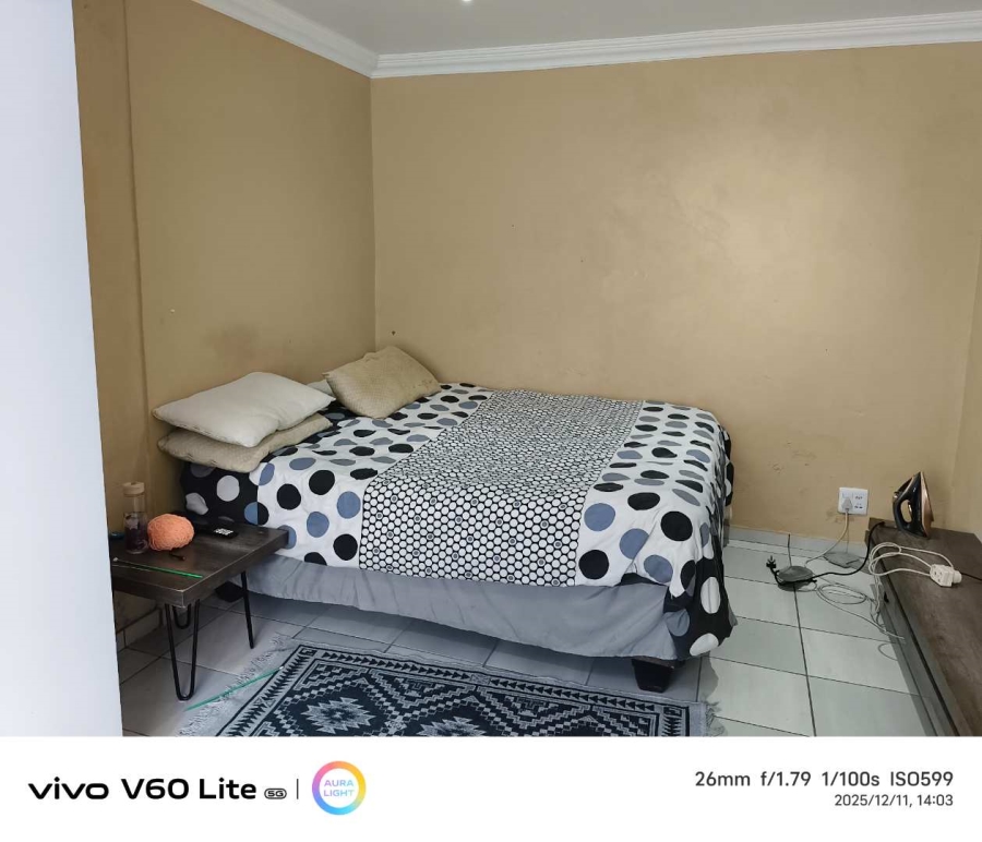 6 Bedroom Property for Sale in Florentia Gauteng