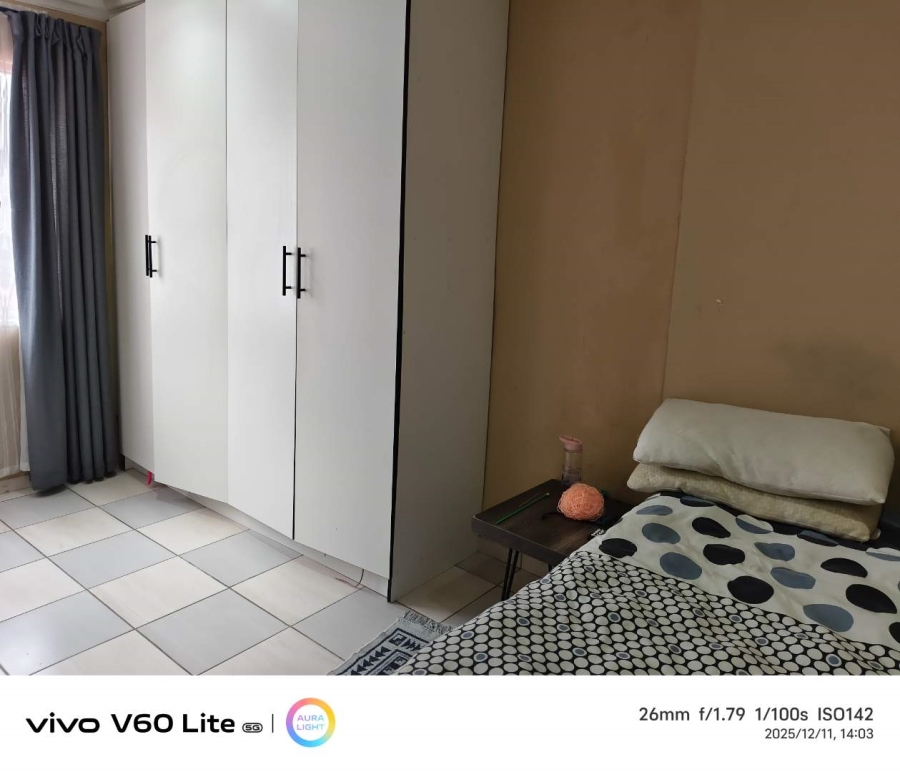 6 Bedroom Property for Sale in Florentia Gauteng