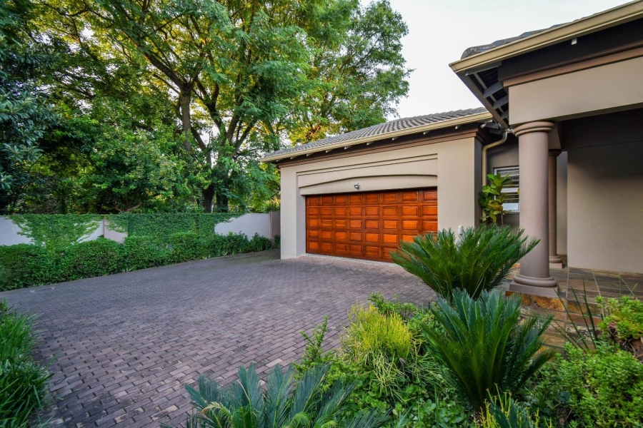 5 Bedroom Property for Sale in Muckleneuk Gauteng