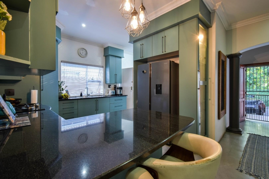 5 Bedroom Property for Sale in Muckleneuk Gauteng