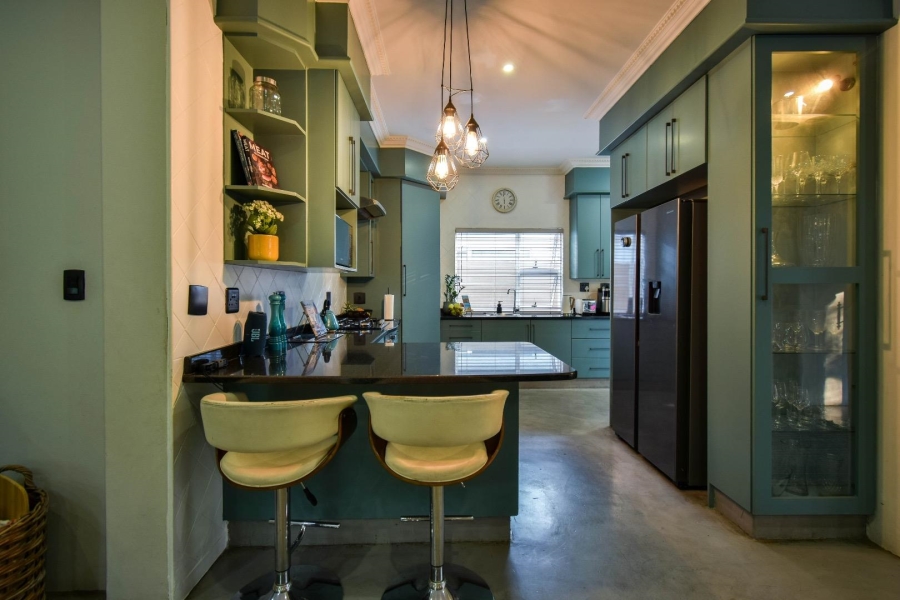 5 Bedroom Property for Sale in Muckleneuk Gauteng