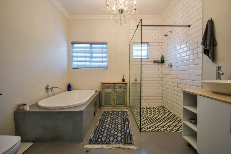 5 Bedroom Property for Sale in Muckleneuk Gauteng