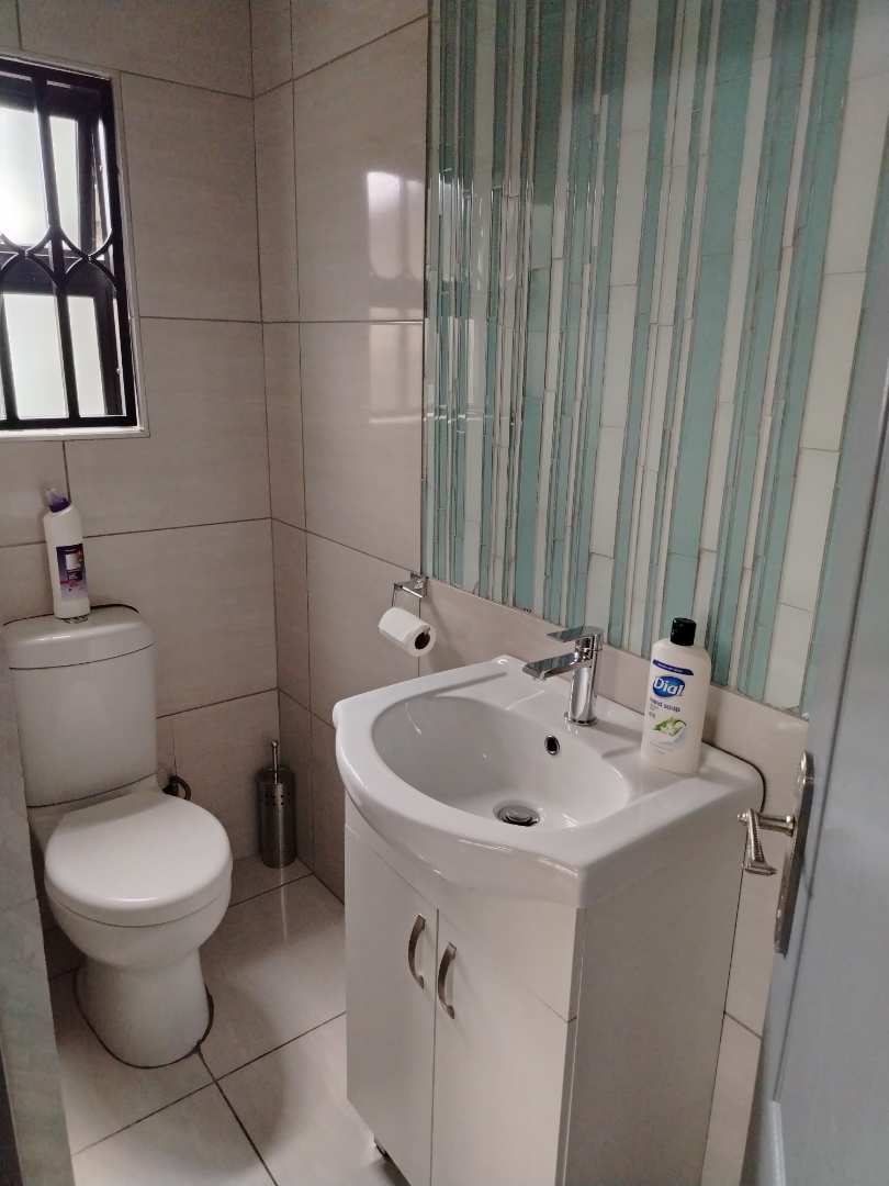4 Bedroom Property for Sale in Strubenvale Gauteng