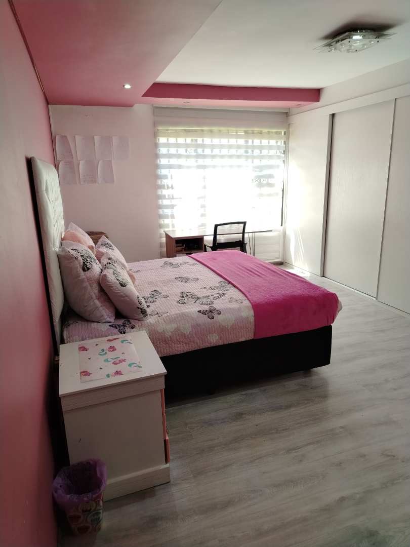 4 Bedroom Property for Sale in Strubenvale Gauteng