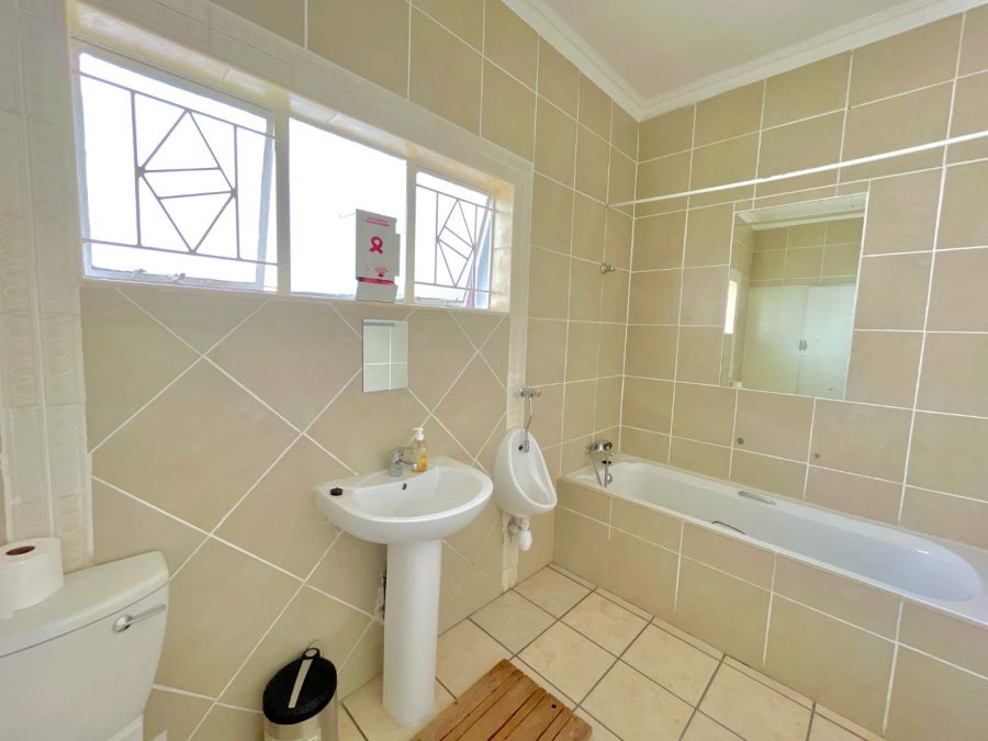 7 Bedroom Property for Sale in Brooklyn Gauteng