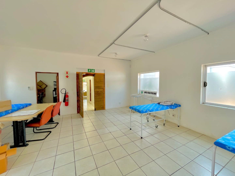 7 Bedroom Property for Sale in Brooklyn Gauteng