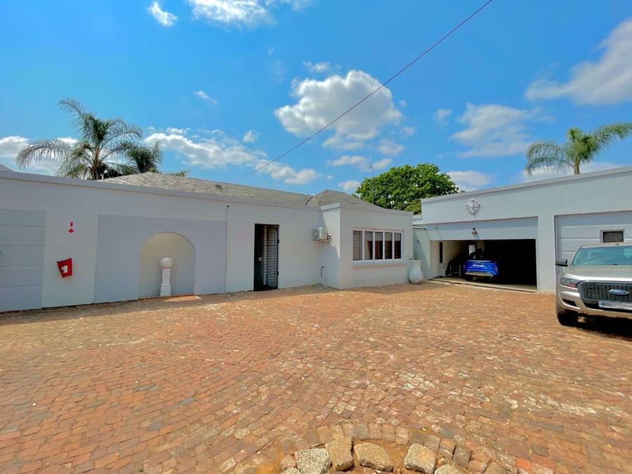 7 Bedroom Property for Sale in Brooklyn Gauteng