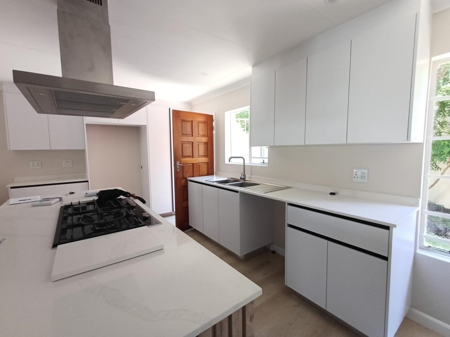 To Let 2 Bedroom Property for Rent in Sonneglans Gauteng