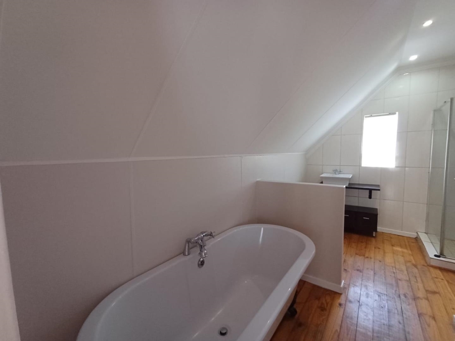 To Let 2 Bedroom Property for Rent in Sonneglans Gauteng