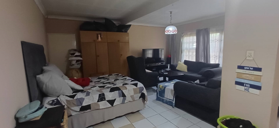 To Let 1 Bedroom Property for Rent in Silverton Gauteng