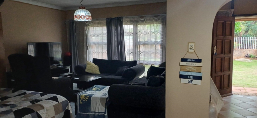 To Let 1 Bedroom Property for Rent in Silverton Gauteng