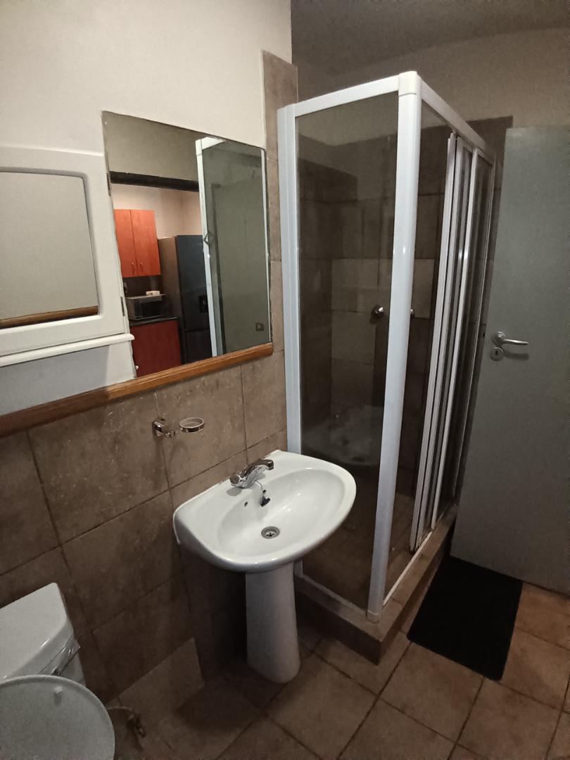 1 Bedroom Property for Sale in Hatfield Gauteng