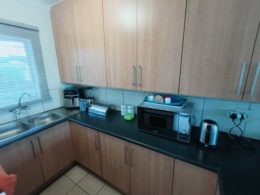 2 Bedroom Property for Sale in The Reeds Gauteng